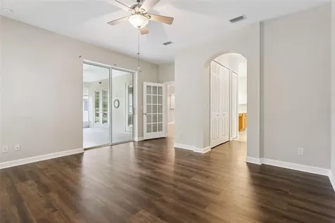 8270 Bridgeport Bay Circle Mount Dora FL 32757