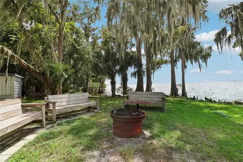 225 Gardenia Avenue Georgetown FL 32139