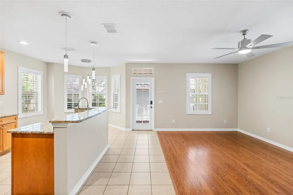 5906 Beaconpark Street Lithia FL 33547