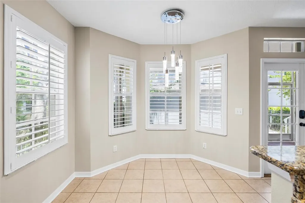 5906 Beaconpark Street Lithia FL 33547