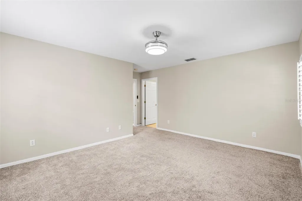 5906 Beaconpark Street Lithia FL 33547
