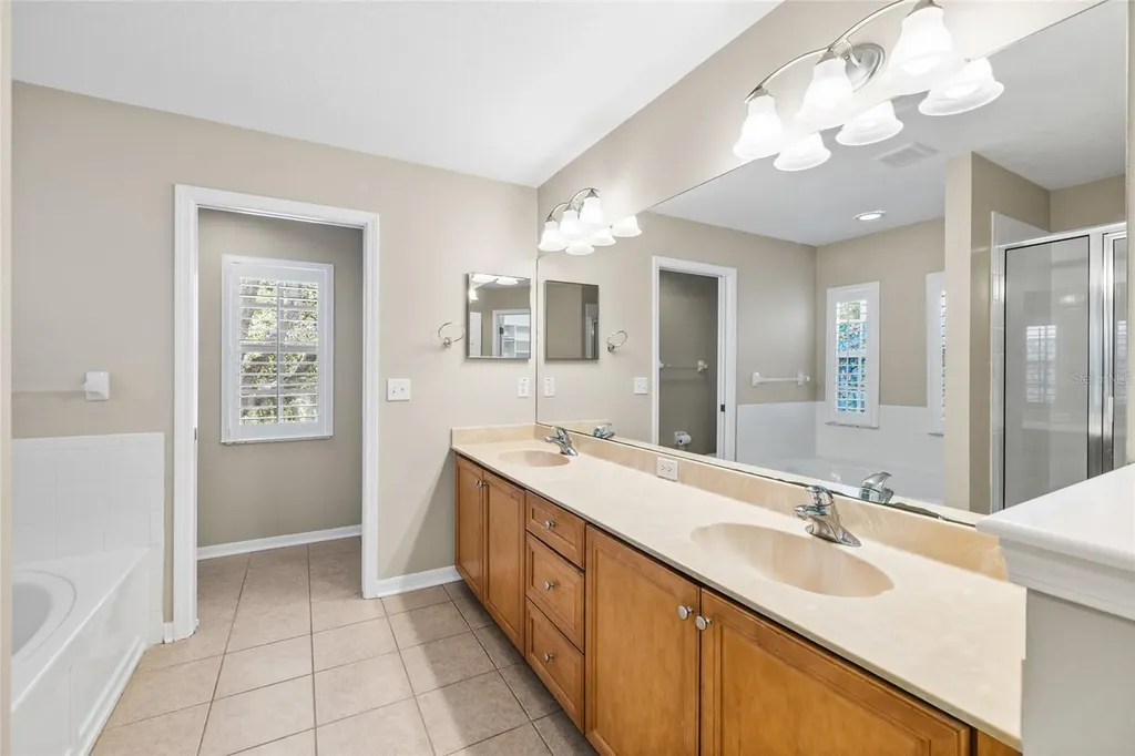 5906 Beaconpark Street Lithia FL 33547