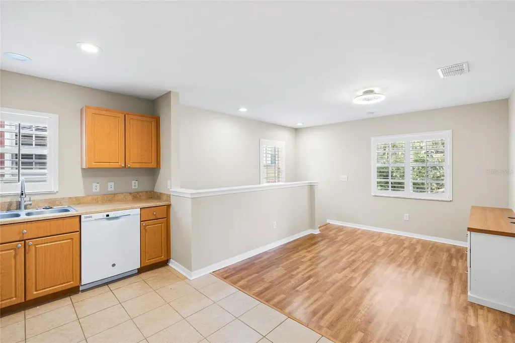 5906 Beaconpark Street Lithia FL 33547