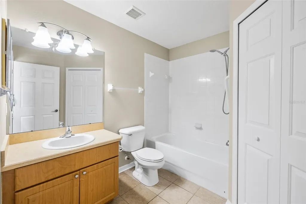 5906 Beaconpark Street Lithia FL 33547