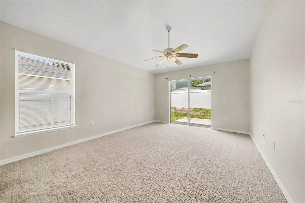 2122 Aitkin Loop Leesburg FL 34748