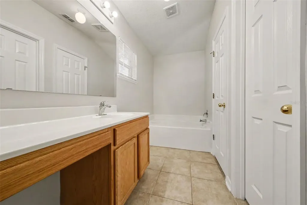 2122 Aitkin Loop Leesburg FL 34748