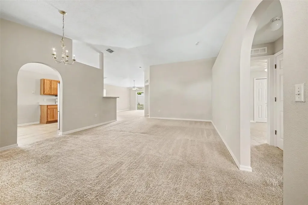 2122 Aitkin Loop Leesburg FL 34748