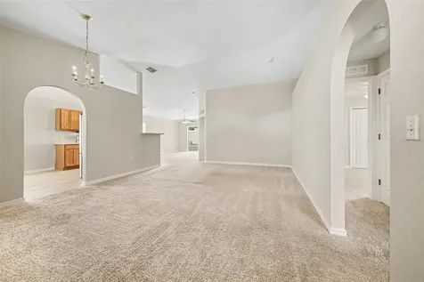 2122 Aitkin Loop Leesburg FL 34748