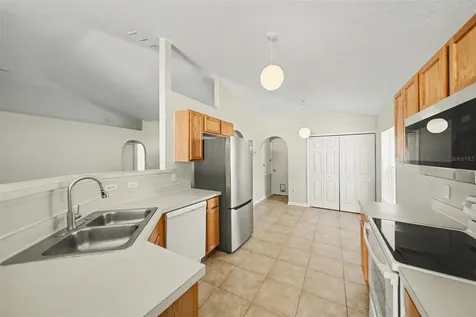 2122 Aitkin Loop Leesburg FL 34748