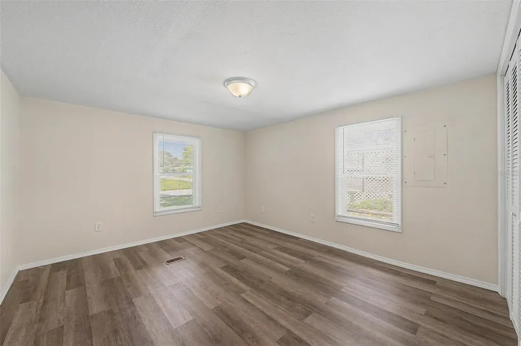 7338 First Loop Avenue Brooksville FL 34613