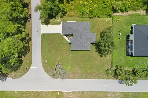 19035 Wilton Avenue Port Charlotte FL 33954