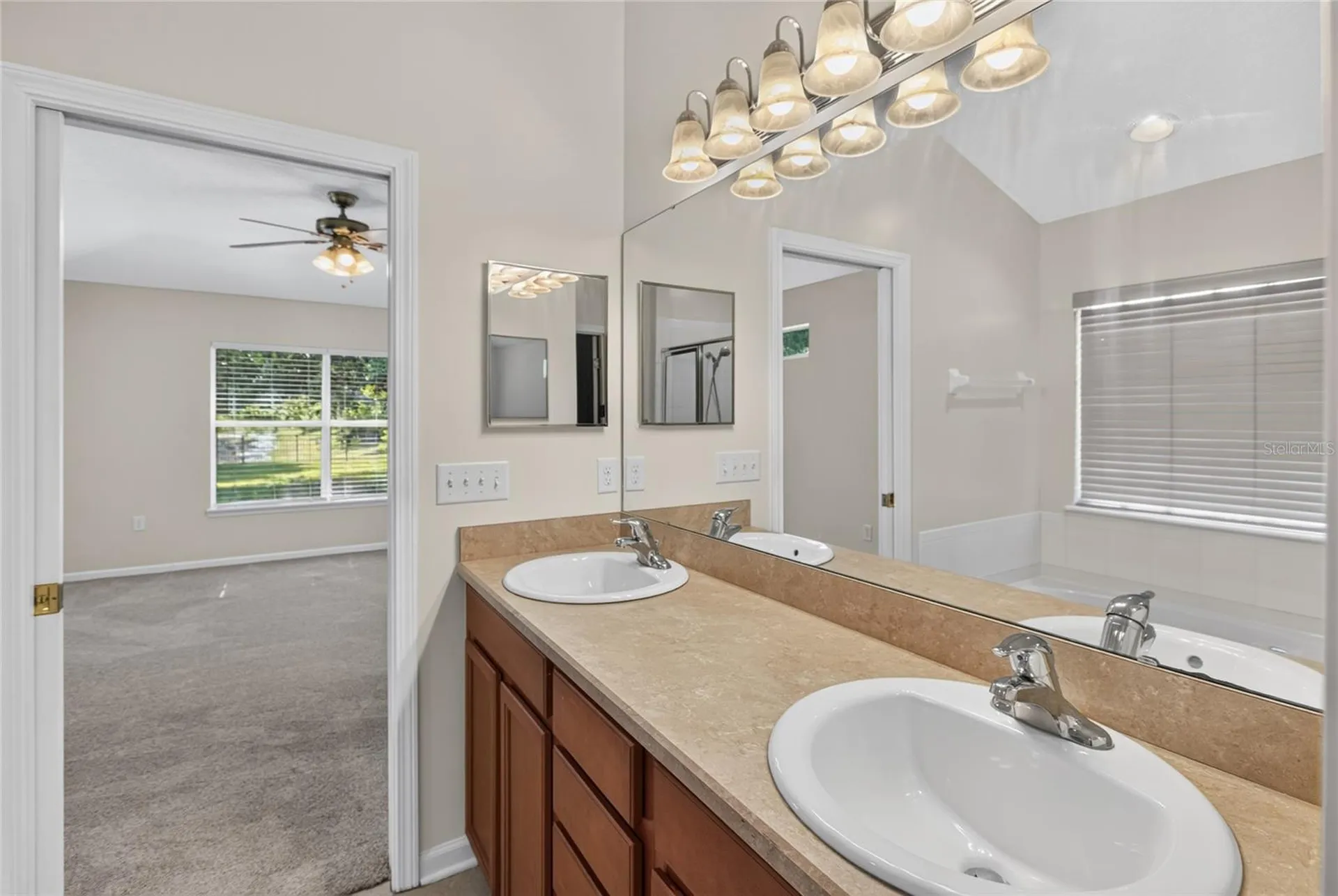 8123 NW 51st Drive Gainesville FL 32653