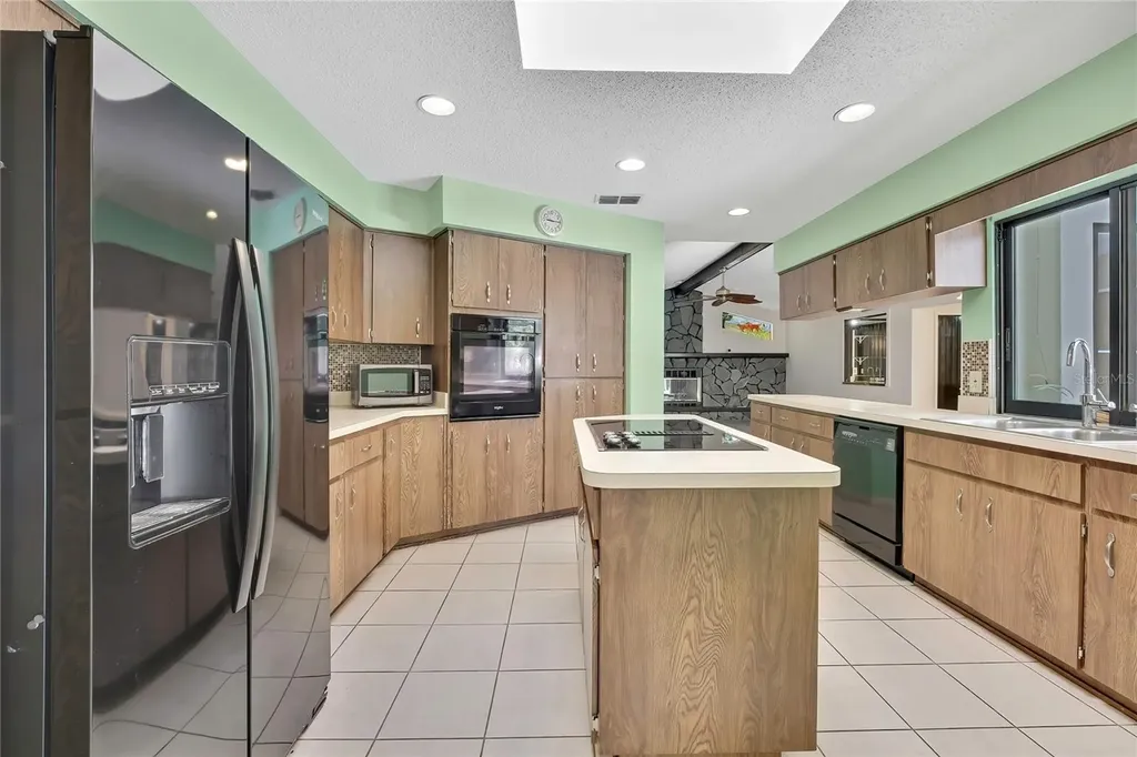 12 Mayflower Court E Homosassa FL 34446