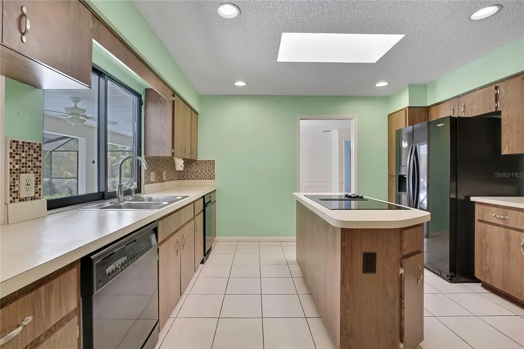 12 Mayflower Court E Homosassa FL 34446