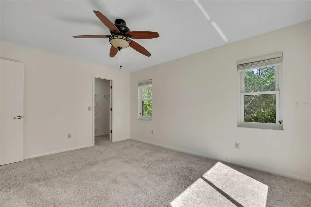12 Mayflower Court E Homosassa FL 34446