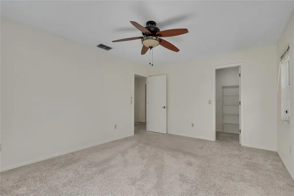 12 Mayflower Court E Homosassa FL 34446