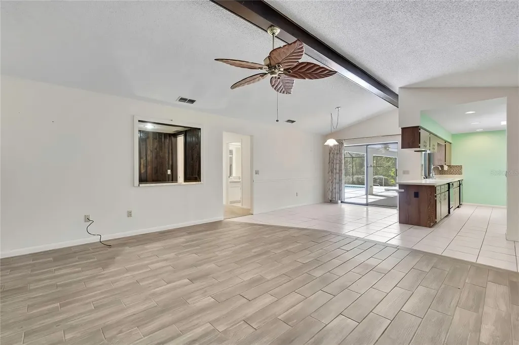 12 Mayflower Court E Homosassa FL 34446