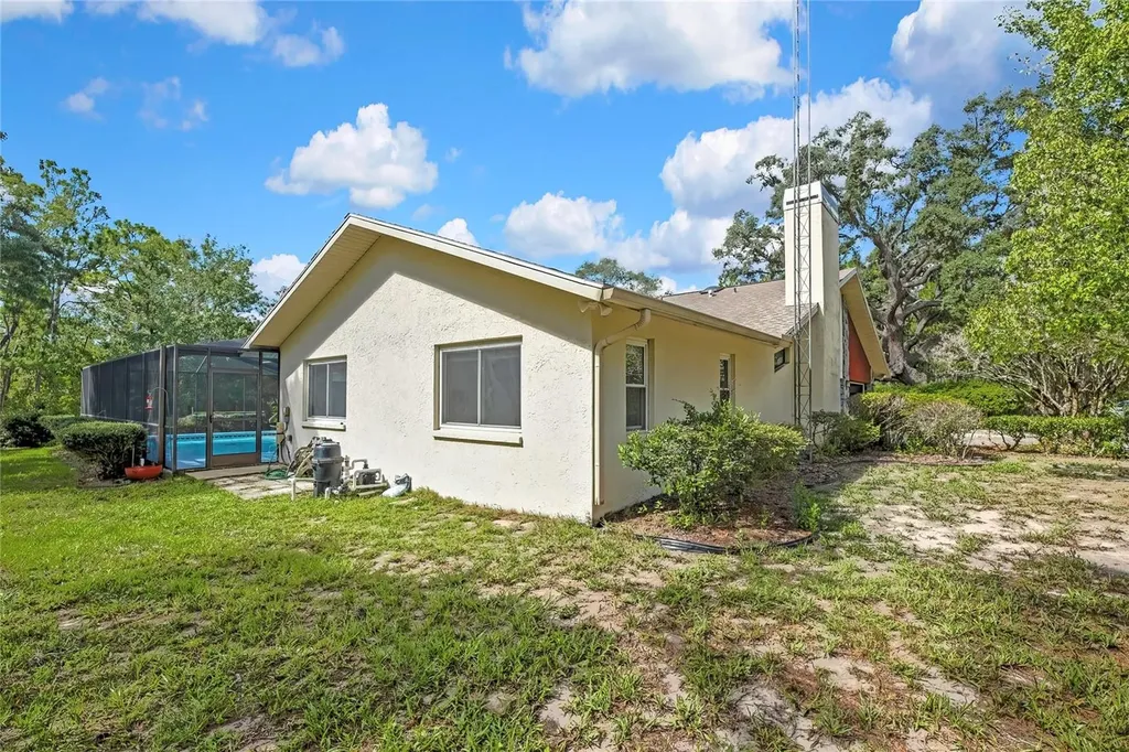 12 Mayflower Court E Homosassa FL 34446
