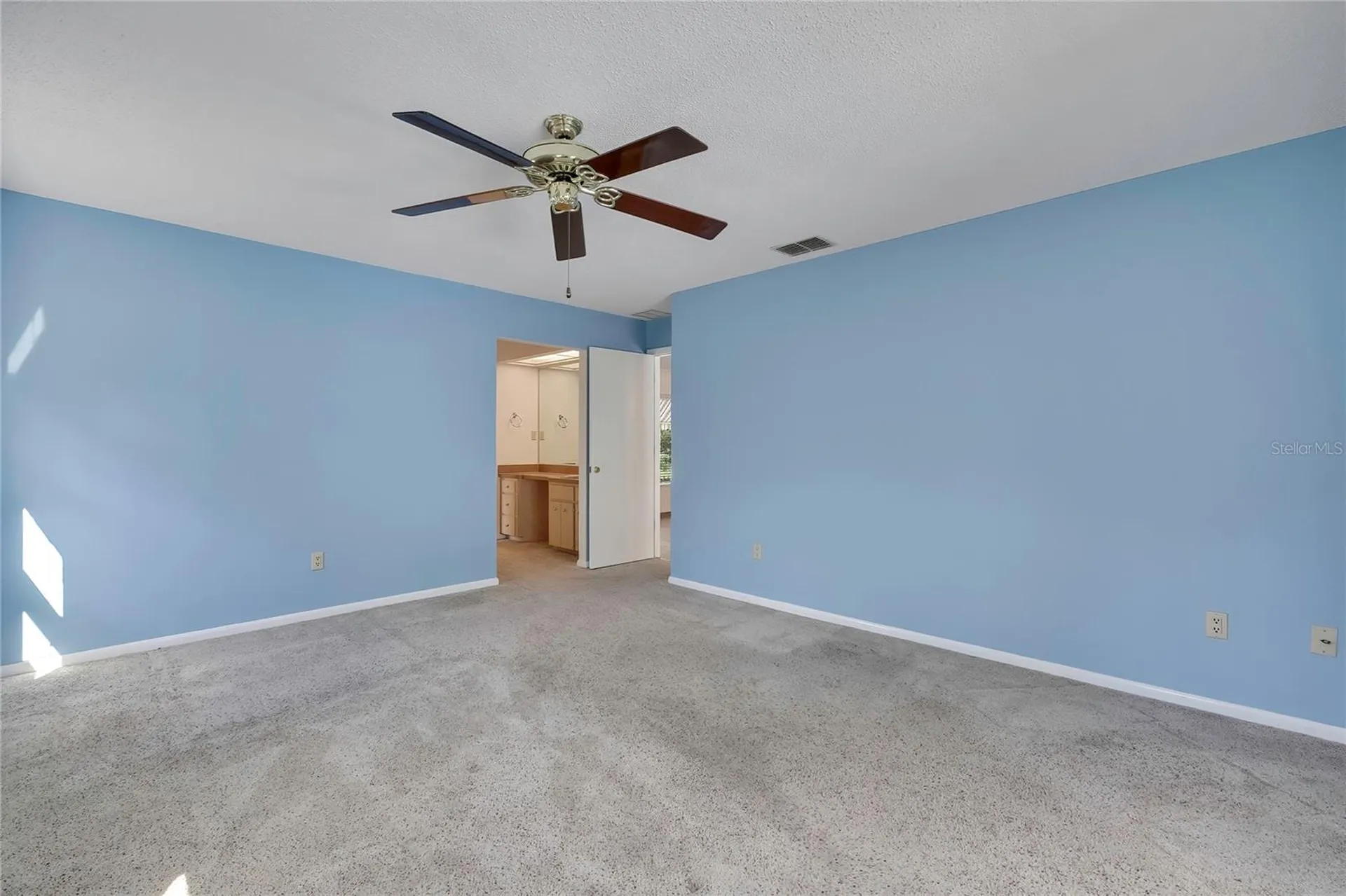 12 Mayflower Court E Homosassa FL 34446