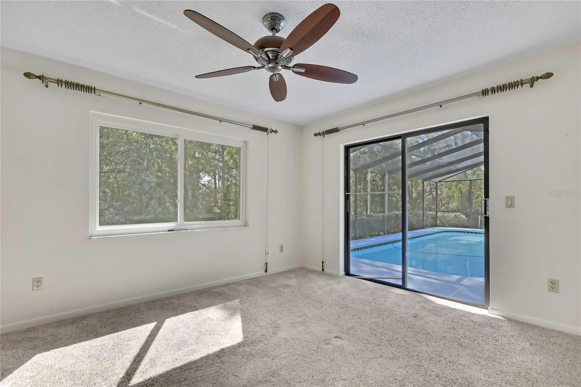 12 Mayflower Court E Homosassa FL 34446