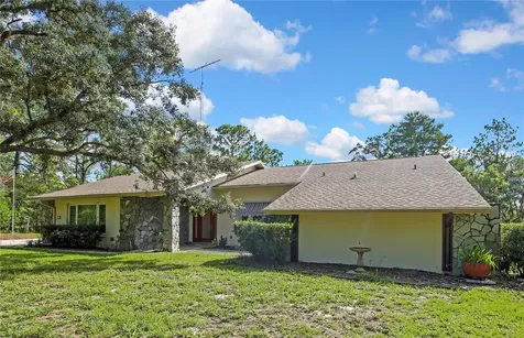 12 Mayflower Court E Homosassa FL 34446