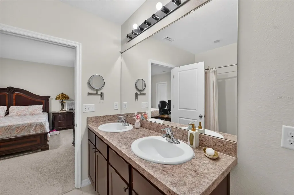 12925 Shady Fern Lane Gibsonton FL 33534