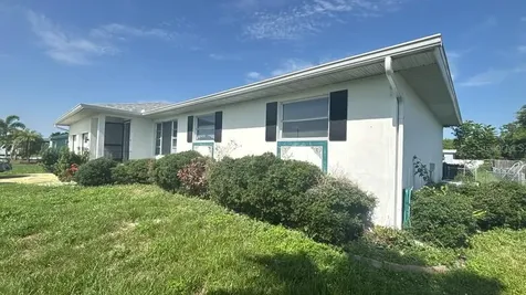422 Reading Street NW Port Charlotte FL 33952