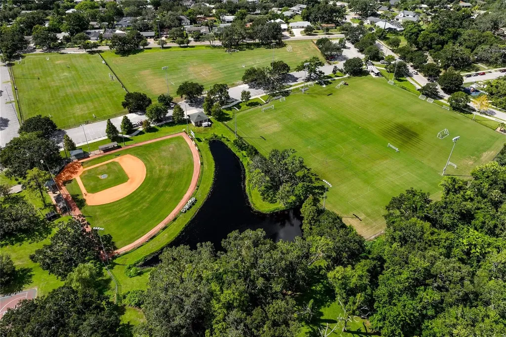 2504 Forfarshire Drive Winter Park FL 32792