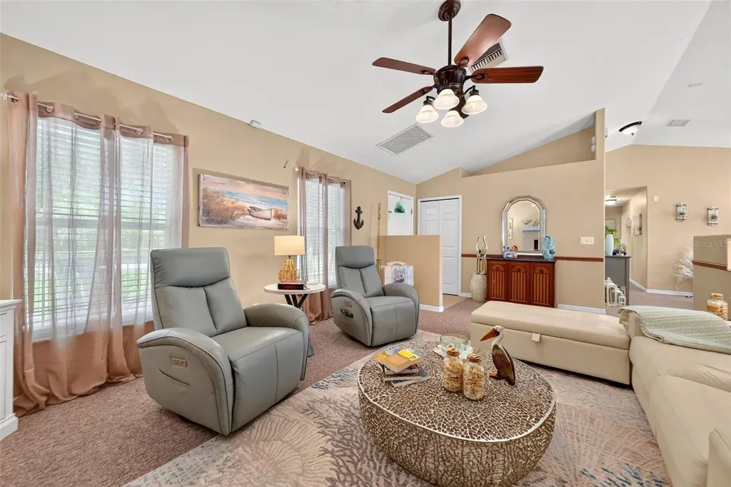 12854 NE 118th Terrace Ocklawaha FL 32179