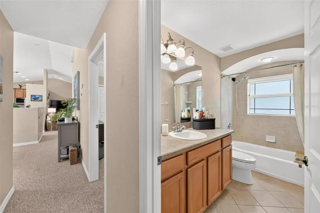 12854 NE 118th Terrace Ocklawaha FL 32179