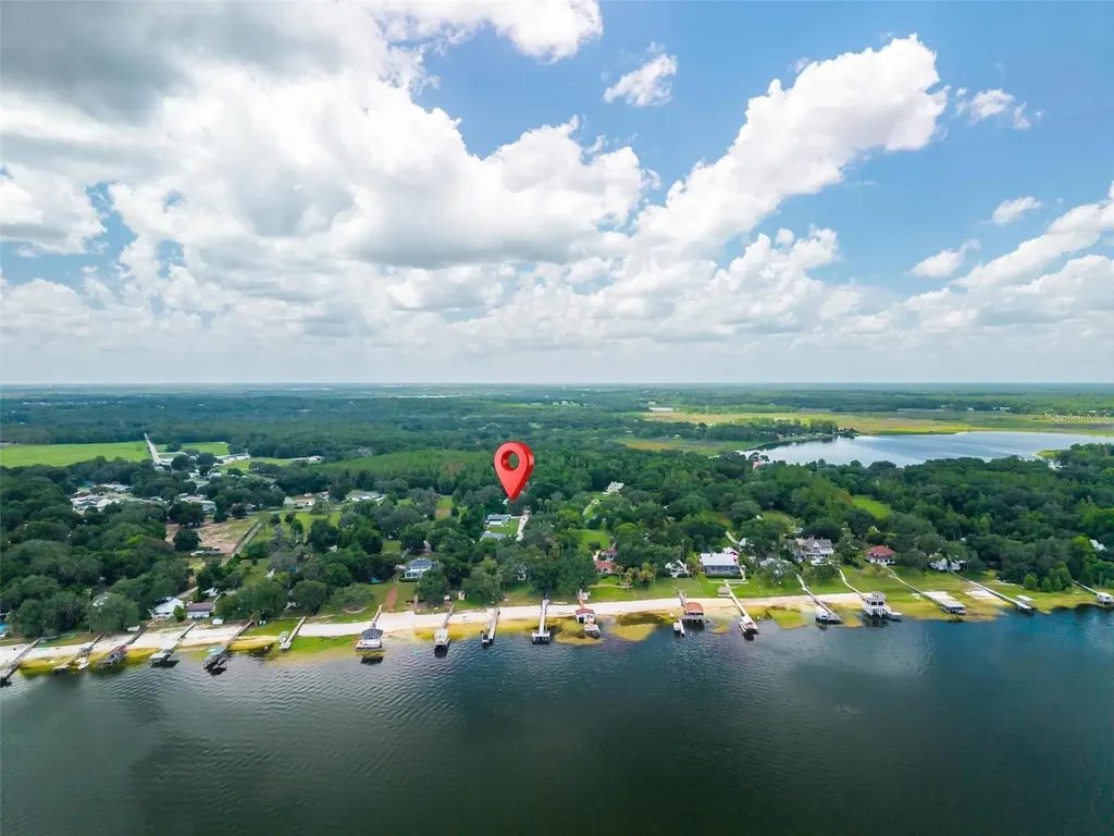 12854 NE 118th Terrace Ocklawaha FL 32179