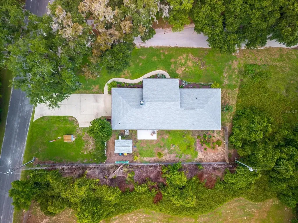 12854 NE 118th Terrace Ocklawaha FL 32179