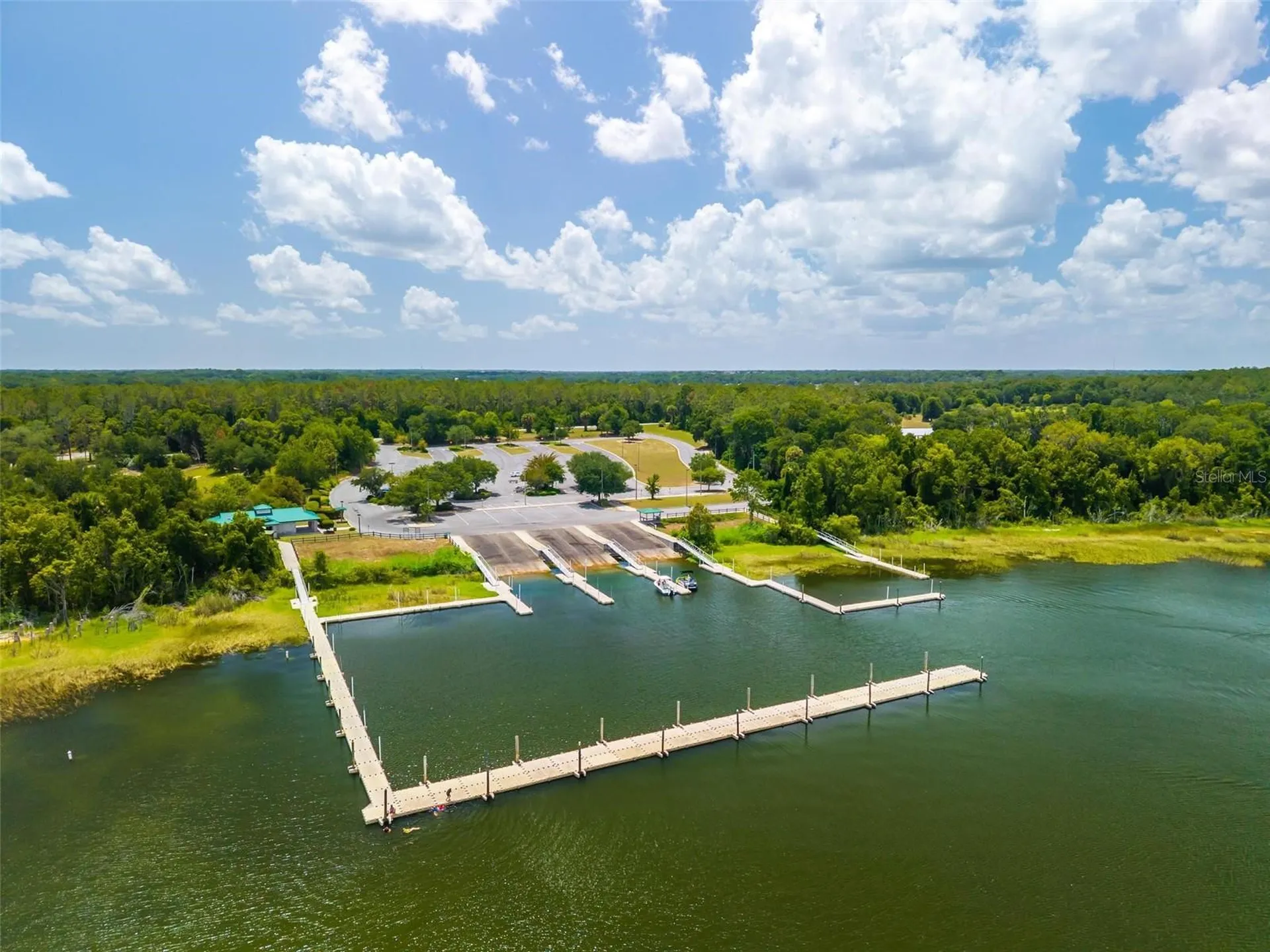 12854 NE 118th Terrace Ocklawaha FL 32179