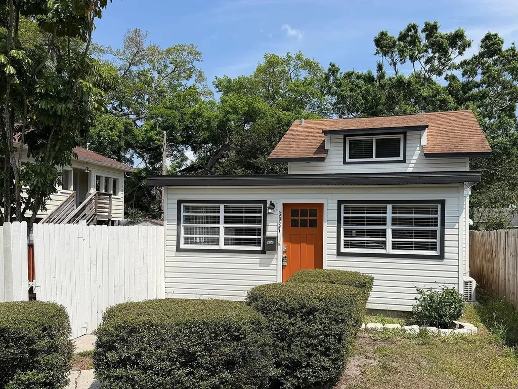 3027 Melton Street N St Petersburg FL 33704