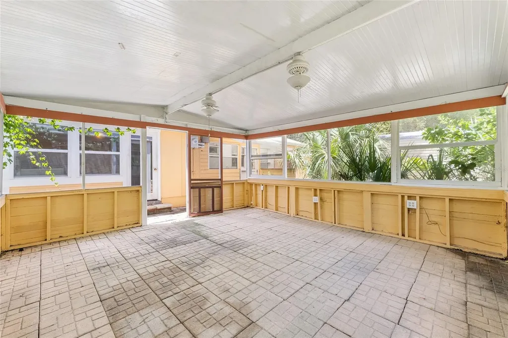 1038 NE 14th Avenue Gainesville FL 32601