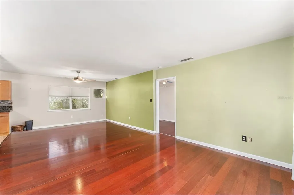 1038 NE 14th Avenue Gainesville FL 32601