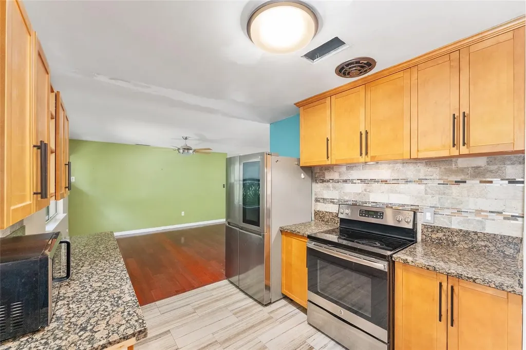 1038 NE 14th Avenue Gainesville FL 32601