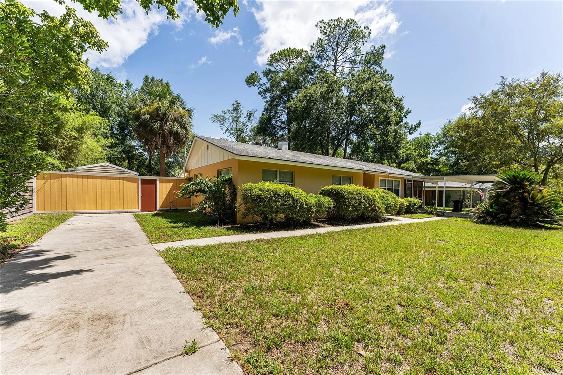 1038 NE 14th Avenue Gainesville FL 32601