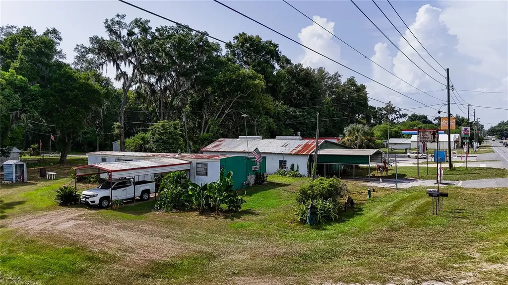 12818 NE Old Jacksonville Road Anthony FL 32617