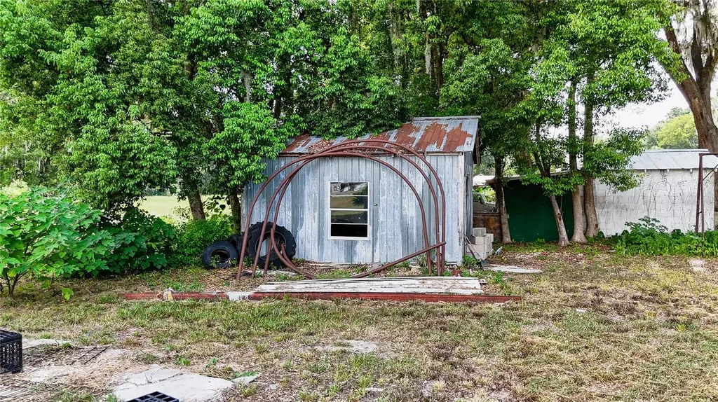12818 NE Old Jacksonville Road Anthony FL 32617
