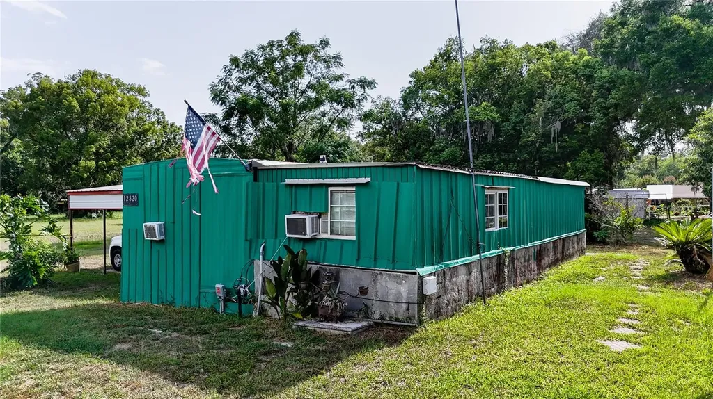 12818 NE Old Jacksonville Road Anthony FL 32617