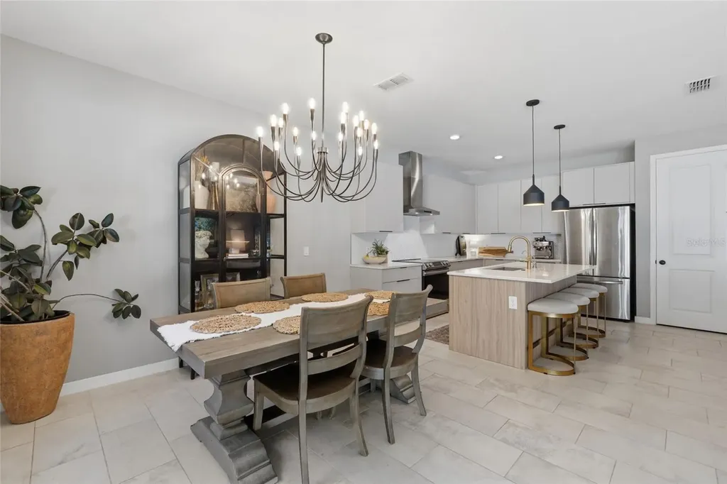 2015 E Kaley Avenue Orlando FL 32806