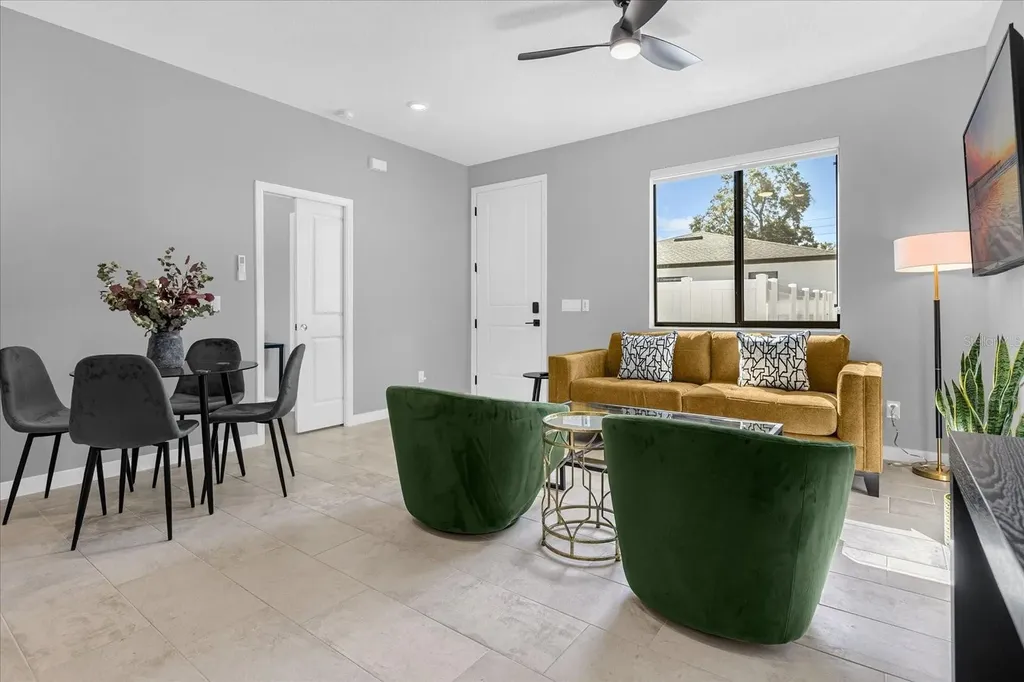 2015 E Kaley Avenue Orlando FL 32806