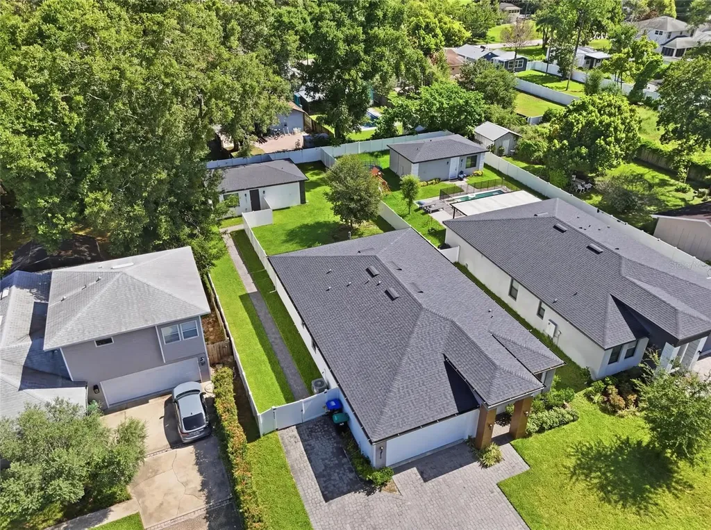 2015 E Kaley Avenue Orlando FL 32806