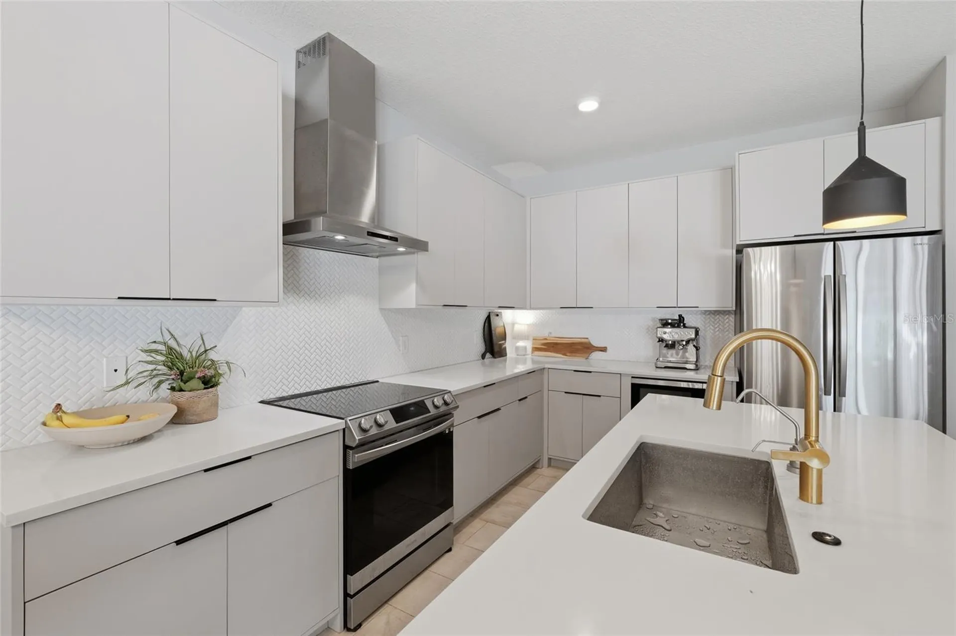 2015 E Kaley Avenue Orlando FL 32806