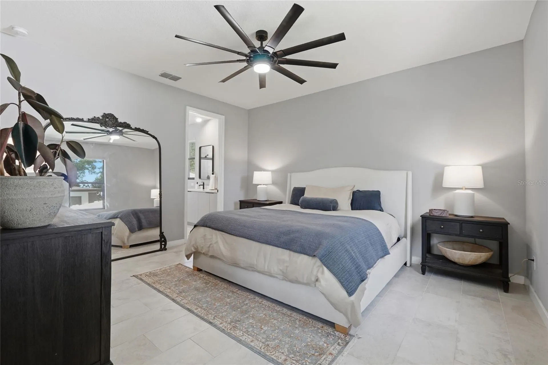 2015 E Kaley Avenue Orlando FL 32806