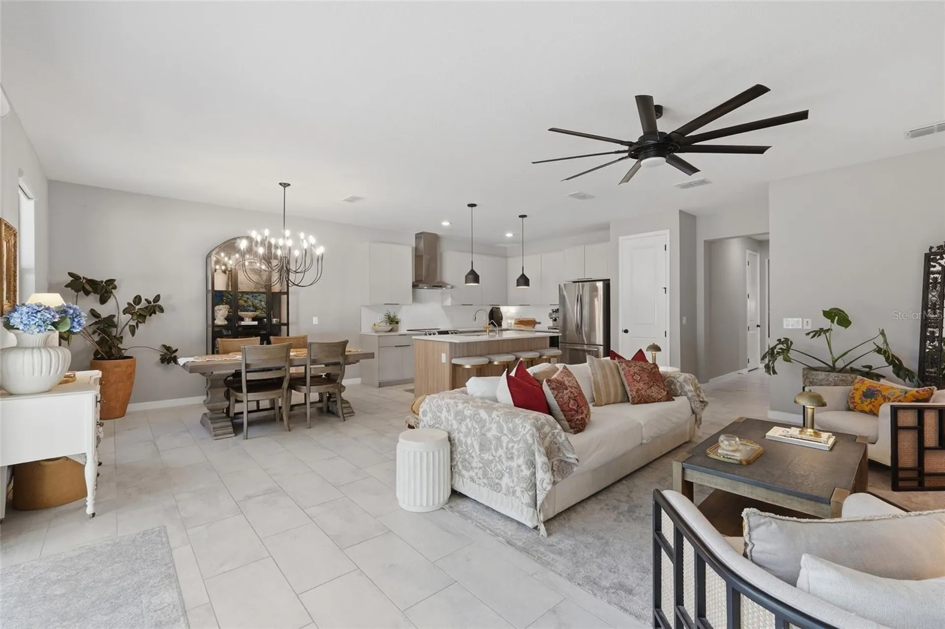 2015 E Kaley Avenue Orlando FL 32806