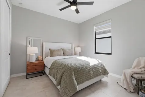 2015 E Kaley Avenue Orlando FL 32806