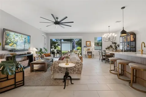 2015 E Kaley Avenue Orlando FL 32806