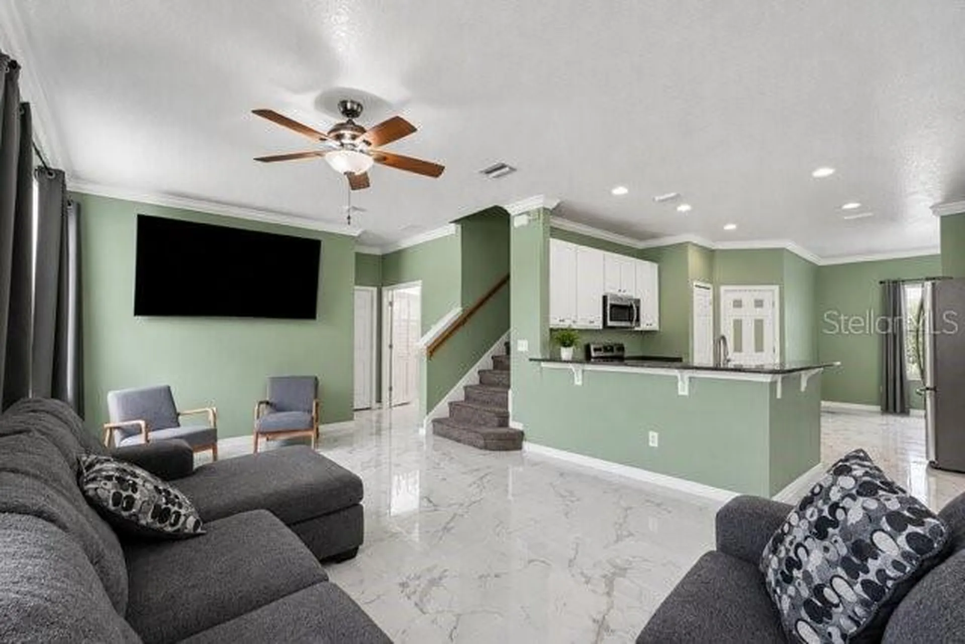 12041 Citrus Leaf Drive Gibsonton FL 33534